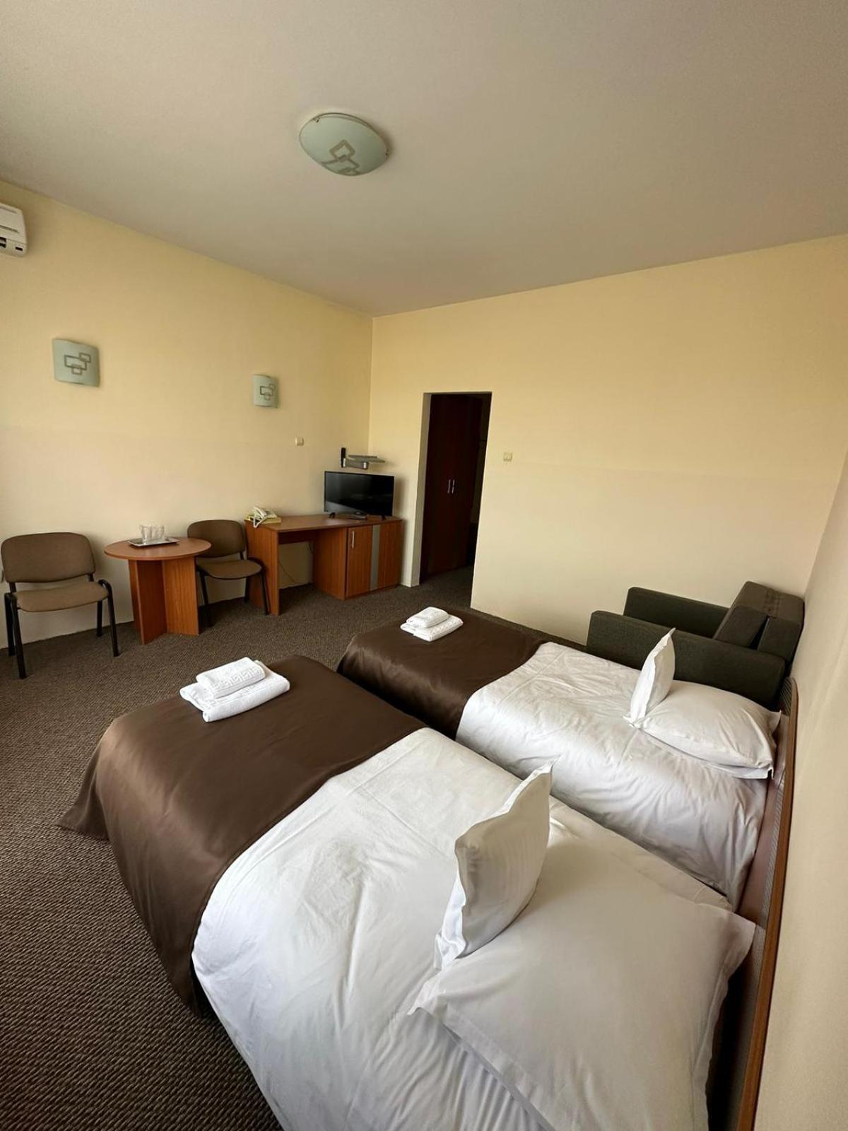Hotel Diana Bystrzyca Zewnętrze zdjęcie