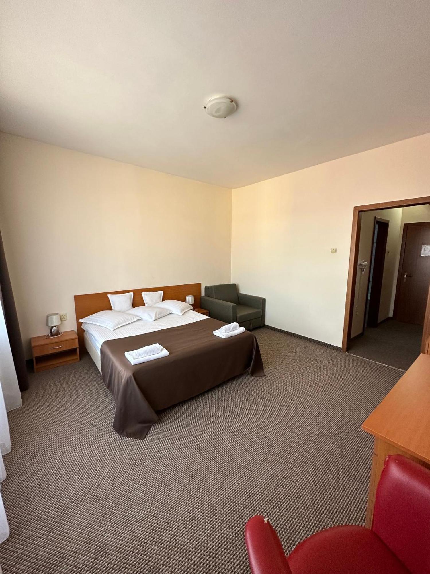 Hotel Diana Bystrzyca Zewnętrze zdjęcie