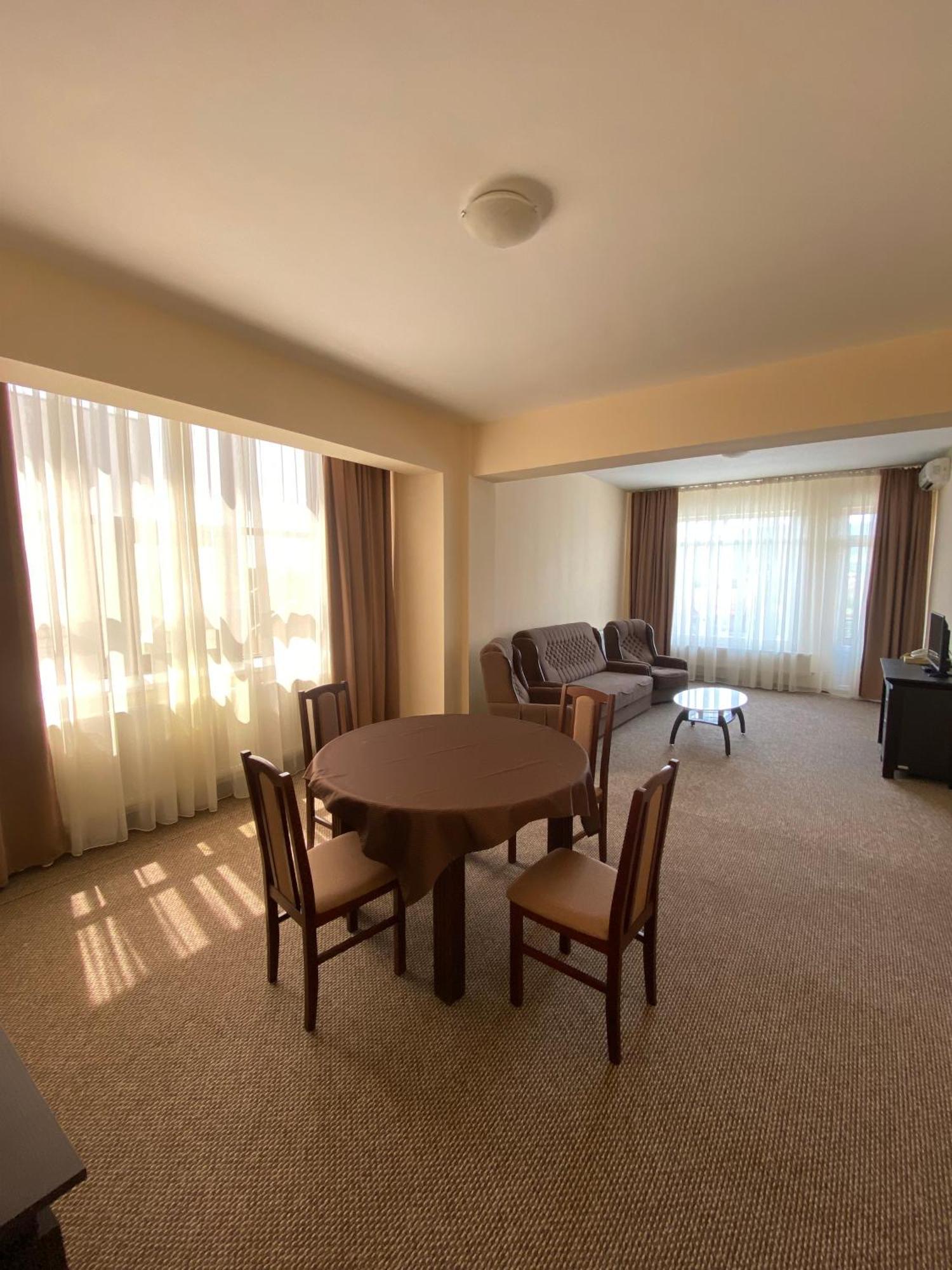 Hotel Diana Bystrzyca Zewnętrze zdjęcie