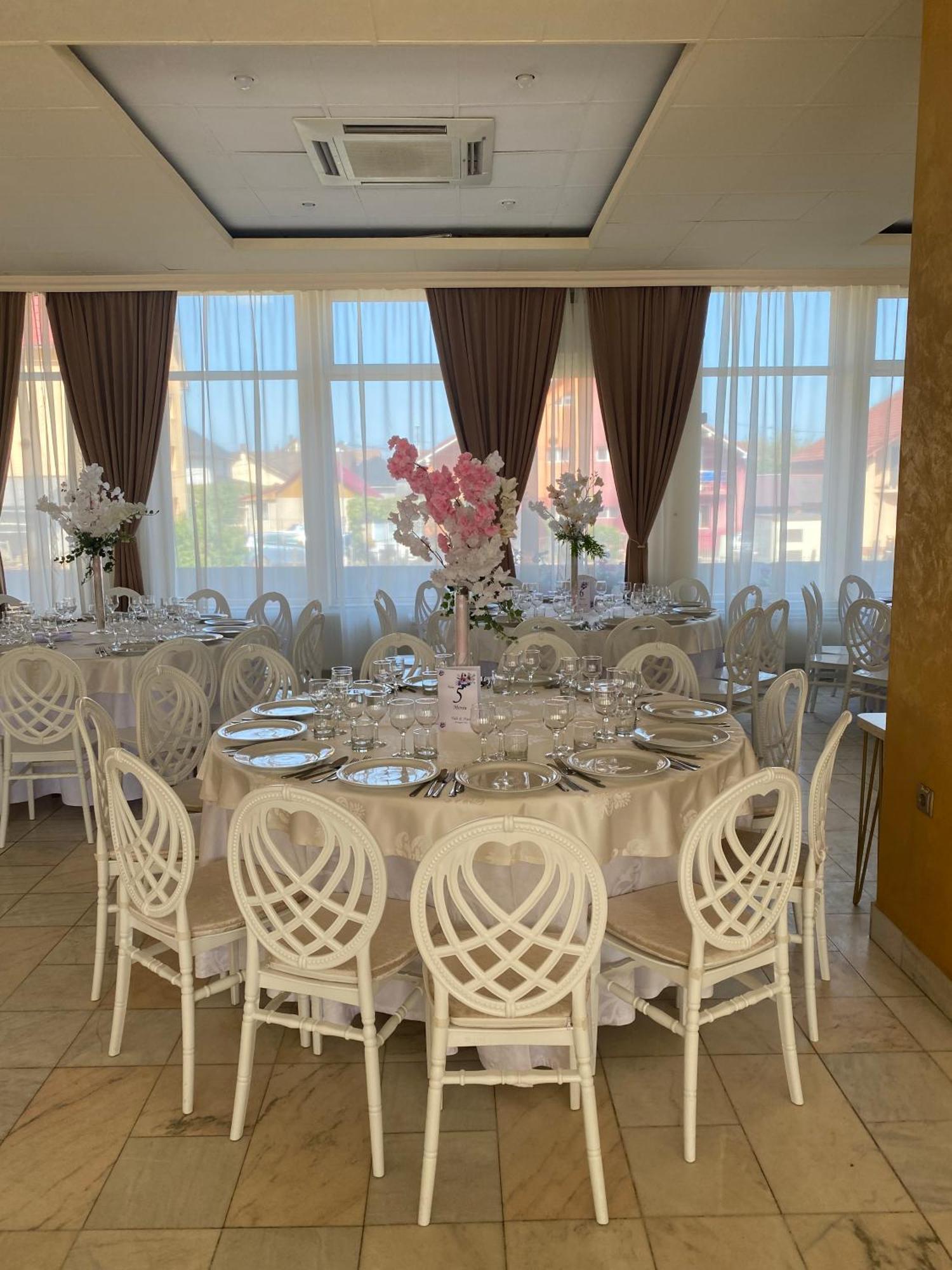 Hotel Diana Bystrzyca Zewnętrze zdjęcie