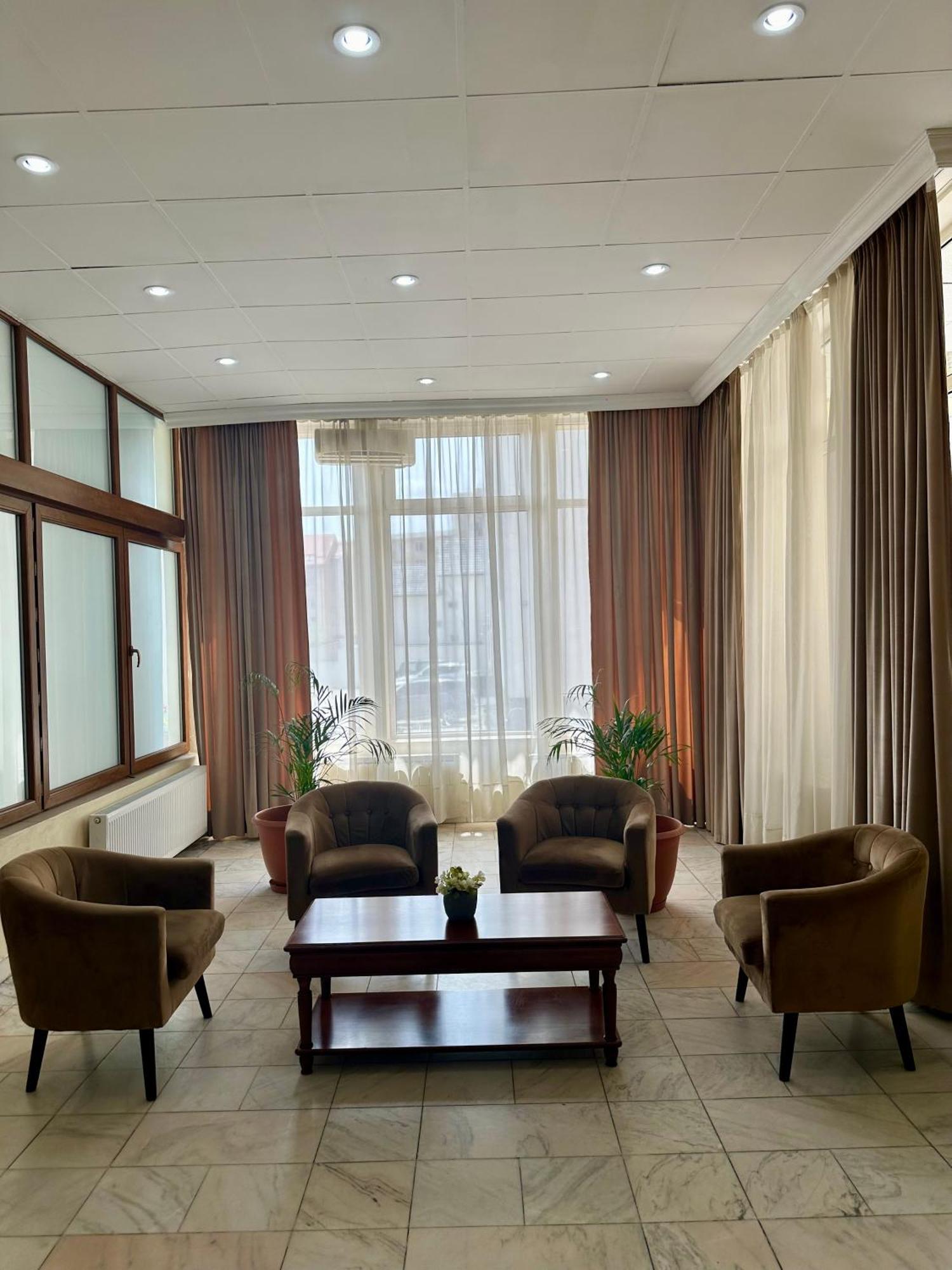Hotel Diana Bystrzyca Zewnętrze zdjęcie